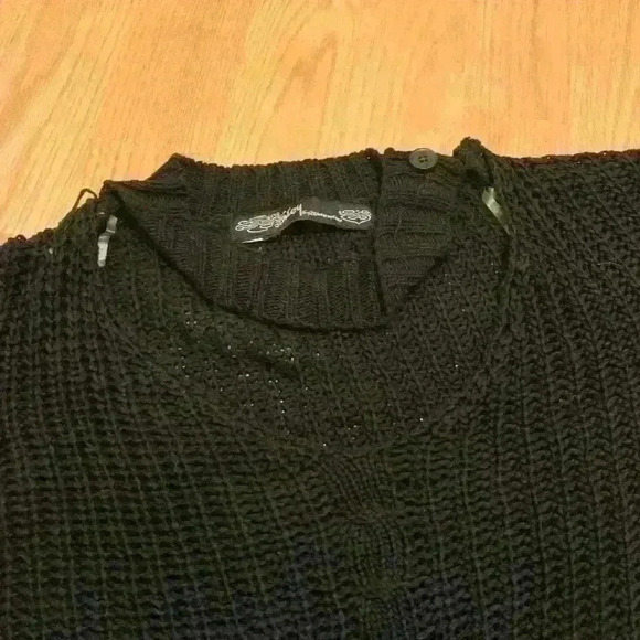 Black long sleeve sweater - Picture 4 of 7